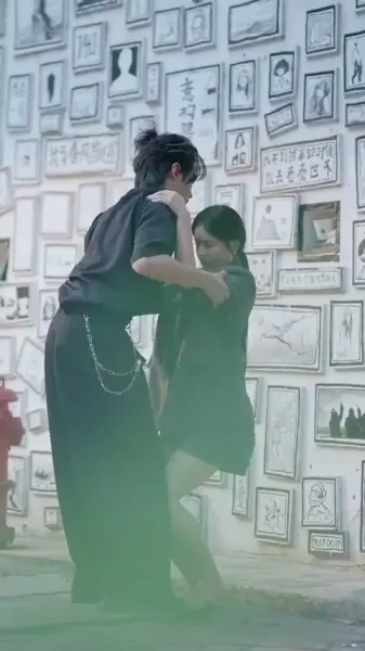 จูบในสายลม