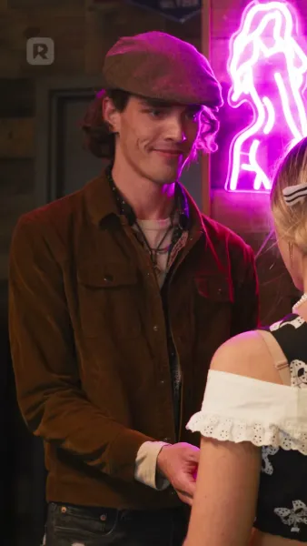 ตั้งครรภ์และแต่งงานกับดาราภาพยนตร์