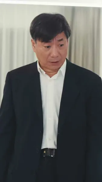 ราชามังกรออกคุก