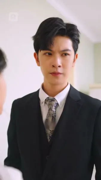 แต่งฟ้าผ่ากับคู่หมั้นตัวจริง