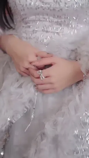 ความรักที่ซ่อนเร้น