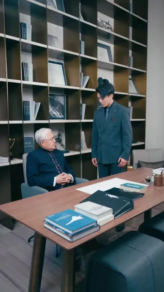 ใจซ่อนรัก