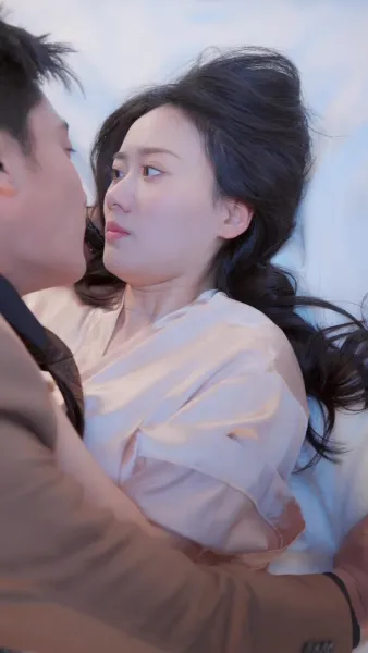 ใจซ่อนรัก