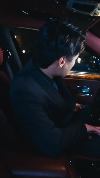 ใจซ่อนรัก