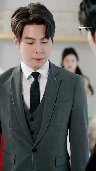 คืนวันแต่งงานกลับหย่ากัน