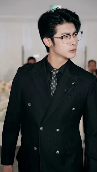 คืนวันแต่งงานกลับหย่ากัน