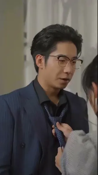  เมียสองบุคลิกของประธานลี่