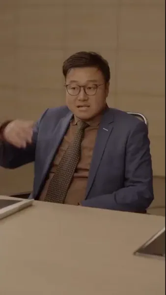  เมียสองบุคลิกของประธานลี่