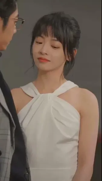  เมียสองบุคลิกของประธานลี่