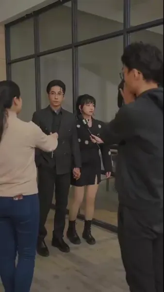  เมียสองบุคลิกของประธานลี่