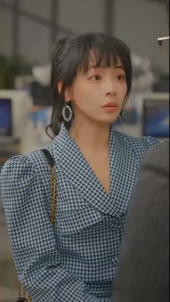  เมียสองบุคลิกของประธานลี่