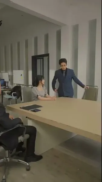  เมียสองบุคลิกของประธานลี่