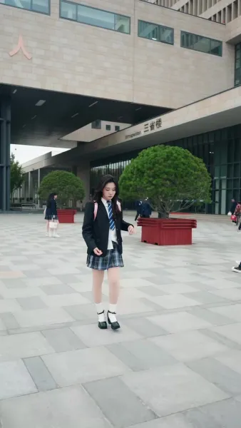 ทายาทตัวจริง กลับมาแล้ว(พากย์เสียง)