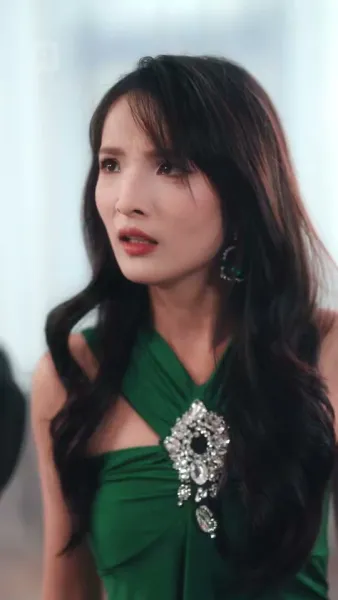 บอสแฝง: เริ่มเกมแล้วพวก