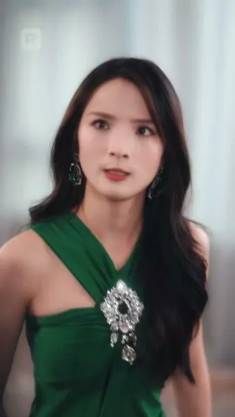 บอสแฝง: เริ่มเกมแล้วพวก