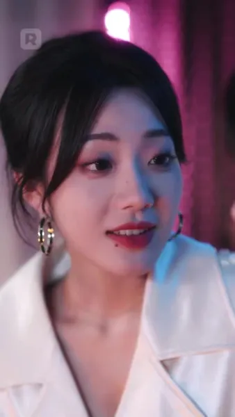 บอสแฝง: เริ่มเกมแล้วพวก