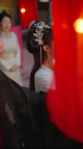 รอยแค้นในเงาจันทร์