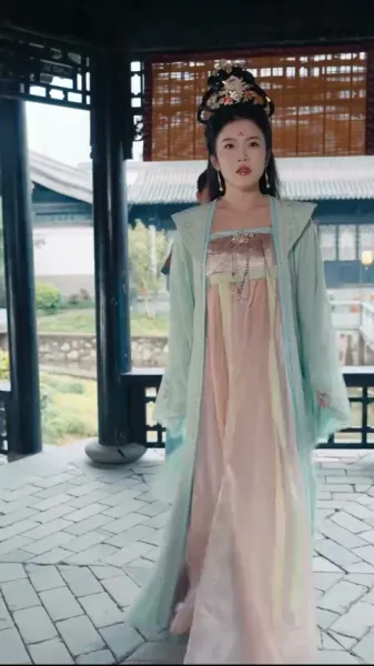 รอยแค้นในเงาจันทร์