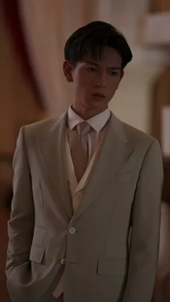 ข้ามเวลาเป็นนางร้าย  อยากหย่าทุกวัน