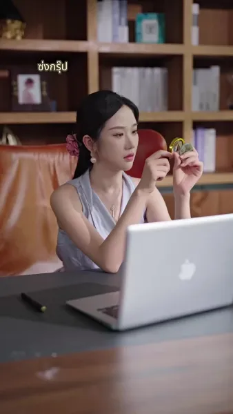 ข้ามเวลาเป็นนางร้าย  อยากหย่าทุกวัน