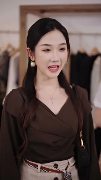 ข้ามเวลาเป็นนางร้าย  อยากหย่าทุกวัน