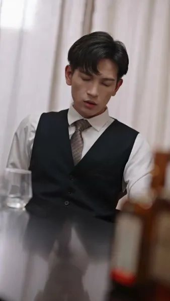 ข้ามเวลาเป็นนางร้าย  อยากหย่าทุกวัน