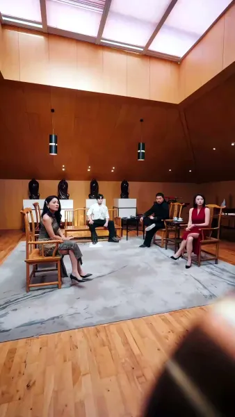 องครักษ์หลงยุค