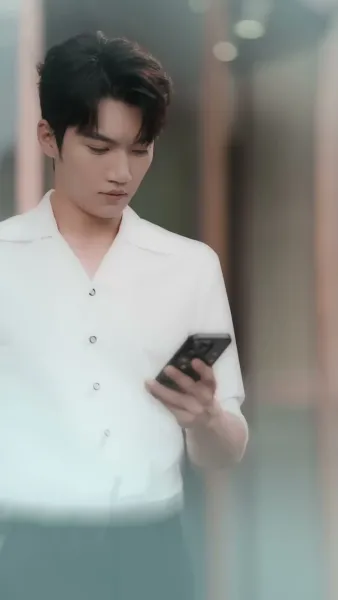 รักในสายลม ใบไม้ผลิ