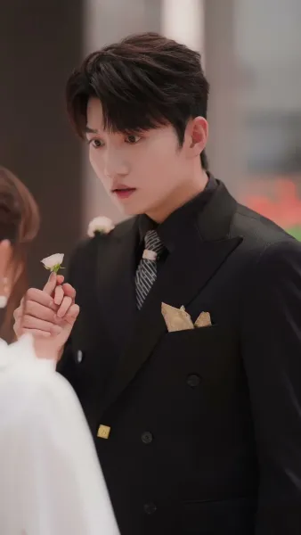 รักในสายลม ใบไม้ผลิ