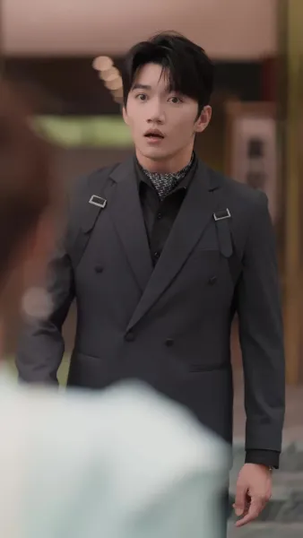 รักในสายลม ใบไม้ผลิ