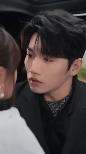 รักในสายลม ใบไม้ผลิ