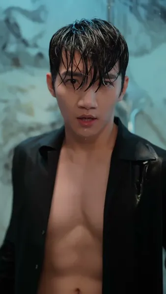 รักในสายลม ใบไม้ผลิ