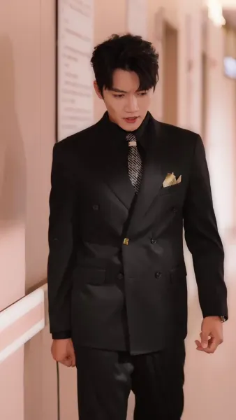 รักในสายลม ใบไม้ผลิ