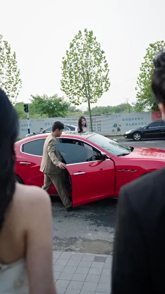 ไรเดอร์คนนี้ ที่แท้ก็ทายาทเศรษฐี