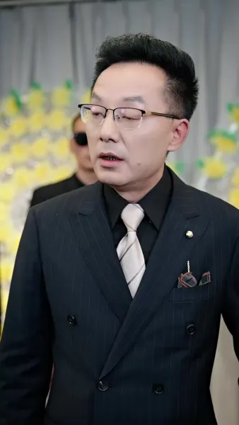 ไรเดอร์คนนี้ ที่แท้ก็ทายาทเศรษฐี