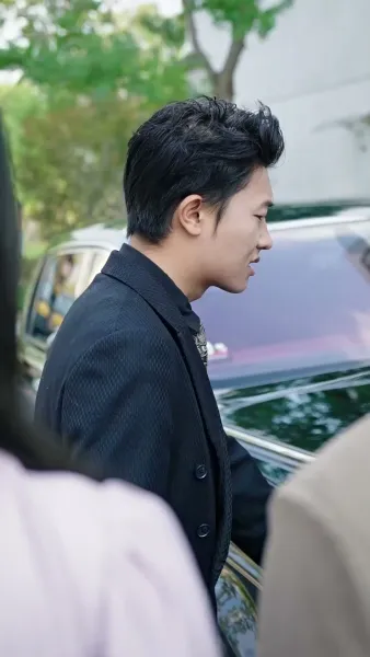 ไรเดอร์คนนี้ ที่แท้ก็ทายาทเศรษฐี