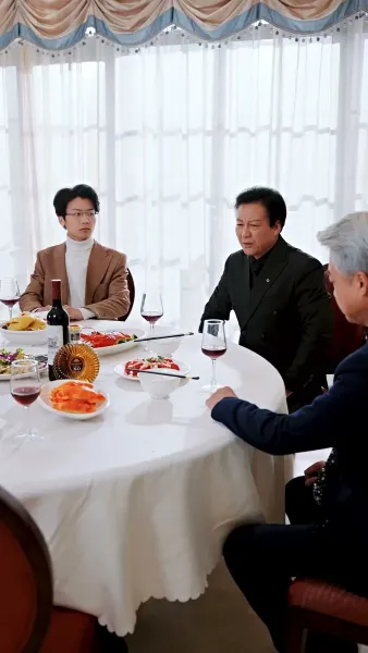 แม่บ้านบัลลังก์เพชร