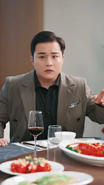 แม่บ้านบัลลังก์เพชร