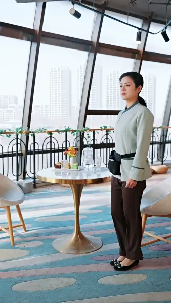 แม่บ้านบัลลังก์เพชร