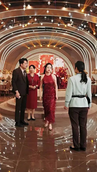 แม่บ้านบัลลังก์เพชร