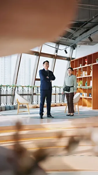 แม่บ้านบัลลังก์เพชร