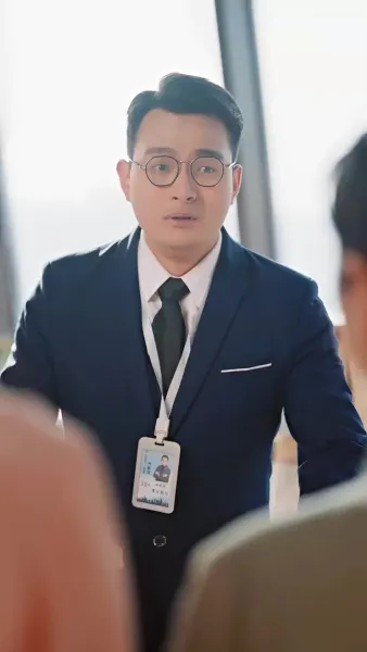 แม่บ้านบัลลังก์เพชร