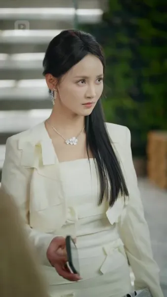 จักรวาลส่งเธอมา