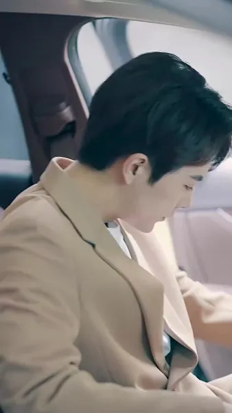 ท่านประธาน คุณแอบรักไม่เนียนเลย