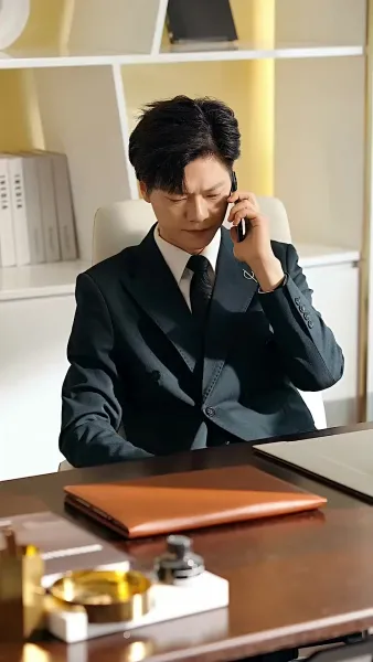 ท่านประธาน คุณแอบรักไม่เนียนเลย