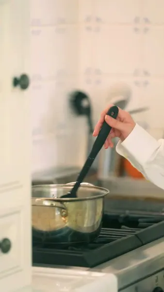 สายสัมพันธ์อัลฟ่า