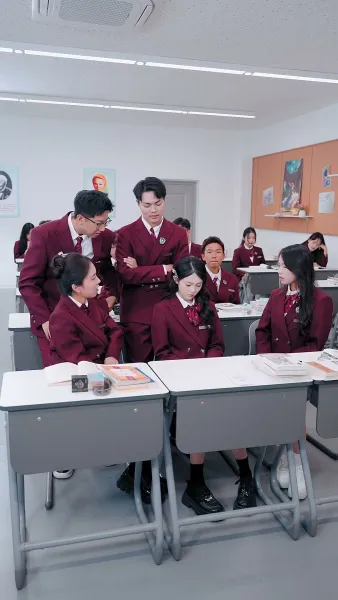 สาวใช้ตัวร้าย