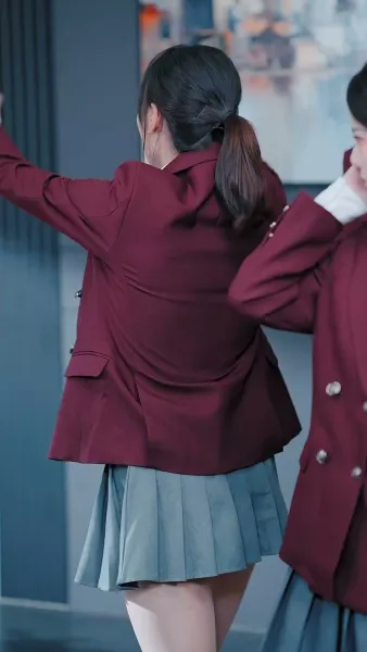 สาวใช้ตัวร้าย