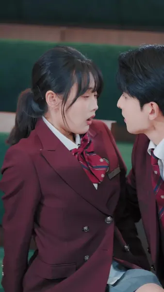 สาวใช้ตัวร้าย