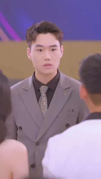 （พากย์ไทย）ลูก บ้านเราไม่ได้จนจริงๆ